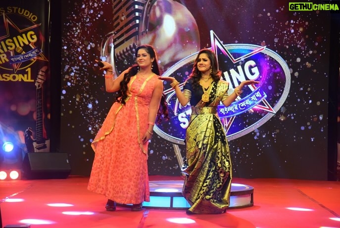 Sanchari Mondal Instagram - Musical Journey is the most melodious & memorable journey of life. With the Stars of “The Rising Star” ⭐️ Thanks to the Team who relied on me not as an actor but as an anchor. #anchor #sancharimondal