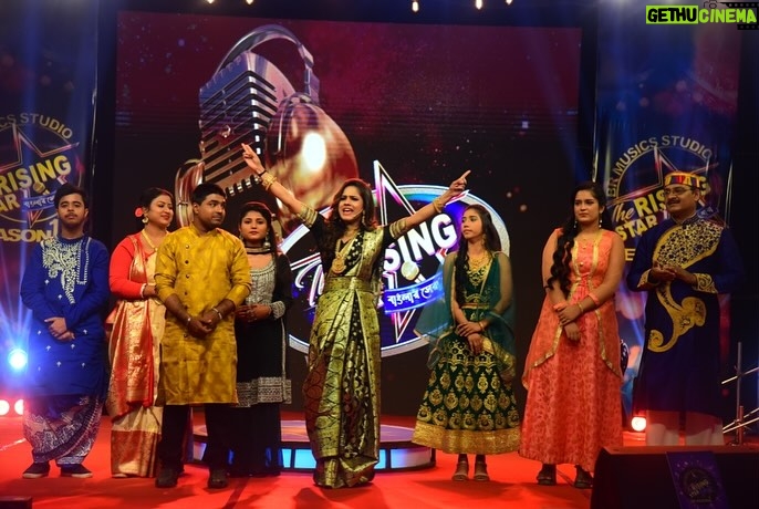 Sanchari Mondal Instagram - Musical Journey is the most melodious & memorable journey of life. With the Stars of “The Rising Star” ⭐️ Thanks to the Team who relied on me not as an actor but as an anchor. #anchor #sancharimondal