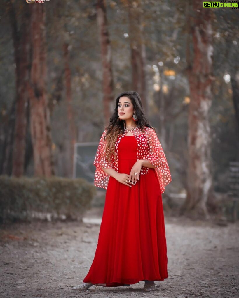 Sanchita Shahi Instagram - Life is beautiful ♥️💍 Pic by- Wedding Photography Nepal 🤗 Dress by _ @js_creation_house ♥️👗