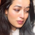 Sanchita Shahi Instagram - हरेक दिन नानि भने जस्तो लाग्छ ! फोन sms आको जस्तो लाग्छ तर केहि हुदैन कत्ति गारो हुन्छ के दिदि 😭#foryou♥️ #missyousomuch🥺😔