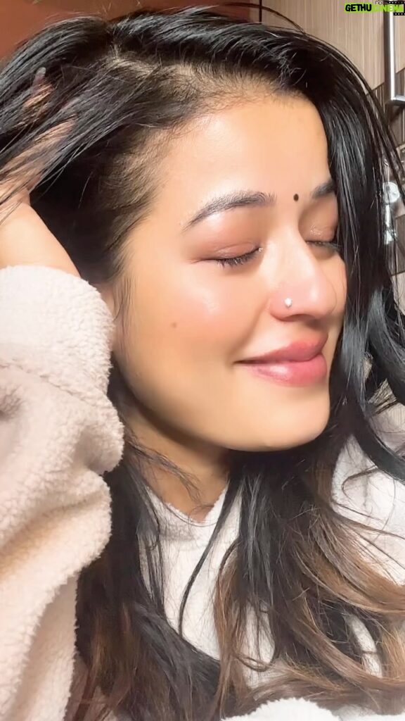 Sanchita Shahi Instagram - रोदन भित्र को मुस्कान लिएर हिन्ने म🥺