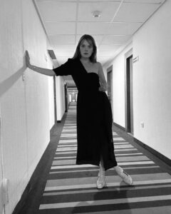 Sandra Drzymalska Instagram - Dziękuje Ci @mariafoltacom, że mogłam poczuć się pewnie i kobieco ! Bardzo Ci dziekuję!