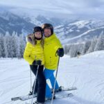 Sandra Parmová Instagram - Kanárci na svahu 💛😃 Tak která je lepší - 1 nebo 2? 😅 @pavel_pospec_pospisil 💋 #spolu #zima #dovca #lyze #leogang #saalbach #austria #skiing #vacation #loveskiing #loveyou Saalbach Ski Resort, Austria