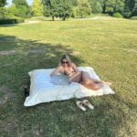 Sandra Parmová Instagram - Oáza klidu uprostřed nádherné přírody.🌾To je @chateau_bela, romantické sídlo na jižním Slovensku. ☀️🌸 Znáte? My z těchto chvilek a místa budeme ještě dlouho čerpat 👩🏼‍❤️‍👨🏽🥰 #tip #uzasnemisto #toskanskeleto #naslovensku #chateaubela #chateau #svatebnimisto #relax #slovensko #luxurydestination #hotel #odpocinek #rodice #natahu #happyme #summermenu #loveit #mustsee #dreamplace Hotel Château Bela