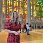 Sandra Parmová Instagram – #carousel #LaSagradaFamilia ❤️ Neuvěřitelné místo😍
#barcelona #vylet #narozeninovyvylet #sagradafamilia #basilica #unbelievable #love #antonigaudi #genius Sagrada Familia, Barcelona