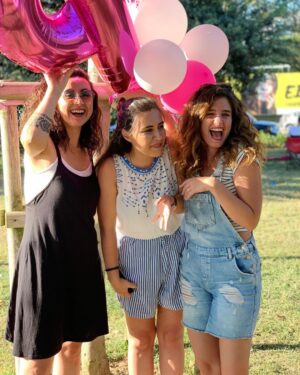 Sanem Yeles Instagram - İyi ki doğdun Pelin iyi ki..🦋 07.07.2019