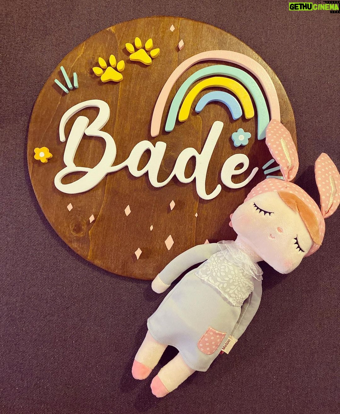 Sanem Yeles Instagram - Minikkız.. Bugün ismine karar verdik babanla. Heyecanla bekliyoruz seni 🌸🌼 Sağlıkla gel #BadeAkpınar ☘️ Eskisehir, Turkey
