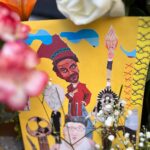 Sanford Biggers Instagram - 🌷 to everyone who has left offerings for the Oracle. Check out @hammer_museum’s Spotify to listen to the WeAreTheOracle playlist🤘🏿  “To recall an enlightened quality and to cultivate meditative joy and sentiments of goodwill, you are invited to leave an offering at the base of the sculpture.  ✨When you visit us next, we invite you to leave a small token of a personal wish, hope, or memory - whatever that means to you. Tag us in a photo of what you place and let us know your interpretation!” - @hammer_museum  🔗 Follow the link in my bio to listen to the playlist 🎵 #studiosanfordbiggers #wearetheoracle #sculpture Hammer Museum