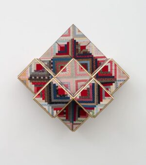 Sanford Biggers Instagram - 👁️ “Phantasos” at Booth B12 @marianneboeskygallery 
#artbaselmiami2022

Phantasos, 2022
Antique quilt, birch plywood, gold leaf.
53 3/4 × 54 1/2 x 26 in
136.5 × 138.4 × 66 cm

#studiosanfordbiggers #quilting #history