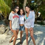 Sangita Patel Instagram - Making memories 🥰❤️ Sam has always wanted to visit Belize, he book this trip last summer and I’m so glad we got to do this over the holidays. With everyone’s busy schedule - Ava heading to university next year…these moments are so precious. How am I a mom of two teenagers?! Still blows my mind Belize is Costa Rica 2.0 everyday was an adventure! The last two days - walks on the beach, chilling in the sun☀️ Where should we go next 🤔 #Belize #FamilyTrip #2024 Ambergris Caye