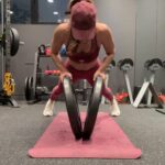 Sangita Patel Instagram - It’s #FITNESSTUESDAY !!! Let’s GO 💪🏽 Full body workout - push yourself, test your core and mostly have fun 😊 The triangle The rollout The pick be up The reach The wiggle 😂 Try from 4-6 reps Do you feel the energy?! You got this 🥰 #Exercise #MakeItFun #Workout #MOTIVATE #INSPIRE #Smile