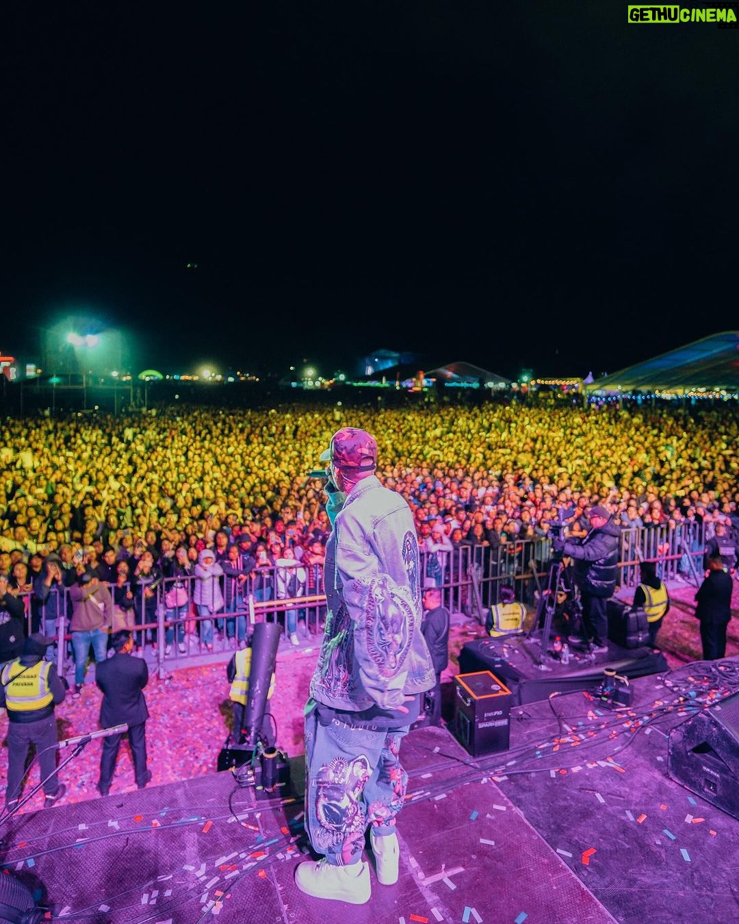 Santa Fe Klan Instagram - Y como baila Pueblaaaa!!!! π₯π₯π₯ Gracias a todos por acompaΓ±arnos en el @tecatecomuna π€π»π€π» Pura Musica de Barrio! π²π½ππ Somos la Santa Carnal ππ₯π₯π₯ @473music_oficial πΈ: @aese13