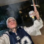 Santa Fe Klan Instagram - Ánimo raza! Pura Música de Barrio! Saludos a todos y pasen buen fin de semana! 🚀🔥🇲🇽💀 😎Arriba la Santa!! 🔥