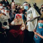 Santa Fe Klan Instagram - Gracias a la gente del @hospitalteleton en Queretaro por ayer dejarme ir a visitar y cantarles unas rolas a todos los niños ❤️‍🩹 aquí estamos a la orden y échenle muchas ganas que todo estará bien 🫶🤜🏻🤛🏻 #EAQTC #473music @aese13 📸