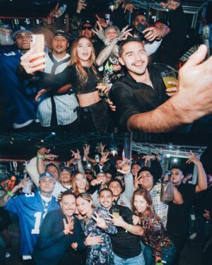 Santa Fe Klan Instagram - Un post de 10 fotos no alcanza para agradecer a toda mi clika que pasó conmigo mi cumpleaños 24 🍾🍻🎂
Gracias a todos banda !!!
Arriba la Santa perros! 🔥🔥🔥
Pura @473music_oficial 🚀🚀🚀