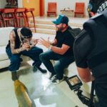 Santa Fe Klan Instagram - 3 De La Mañana, junto a mi carnal @gerardoortizoficial ya está disponible en todas las plataformas raza!! Vayan a escuchar y compartir 🔥🔥 Viva México locos! 🇲🇽💀🔥🤜🏻🤛🏻 #473music #somoslasantacarnal 📸: @aese13 Mexico