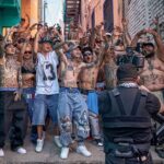 Santa Fe Klan Instagram - Apoco cres que es mentira todo lo que cantamos 💀 bienvenidos pal barrio Arriba La Santa pinches vatos🔪 #ElQueQuieraGuerraPuesComoSea #TengoMisHombresConElicopterosEnLaAzotea Santa Fé, Guanajuato