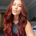 Santana Garrett Instagram - “Proud of you, but I also envy you.” 🤷🏻‍♀️😜 SWIPE to see who I am referring to..& the TALENT.. I wish I had!! ▶️▶️ 🚨 YOUR TURN: 🚨 What is one talent you wish you had??? ⬇️⬇️ . . . #talent #ig #video #potd #santanagarrett #quote