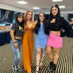 Santana Garrett Instagram - G.I.R.L.S 🌻✨ MEETIN & GREETIN Wonderful seeing old faces & new ones! This was a busy but great day! #newjersey #newyork #ny #prowrestling #wwe #aew #impact New York