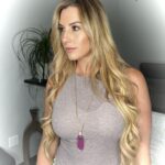 Santana Garrett Instagram - You know what they say about BLONDES… 👱‍♀️✨😉 [ Swipe to see #BeforeAndAfter ] @masterpiecehair @bohyme #Newhair #hairtransformation #blonde #blondehair #hair #OrlandoHair #hairextensions #bohyme #santanagarrett Moriah Brandon's Hair Salon