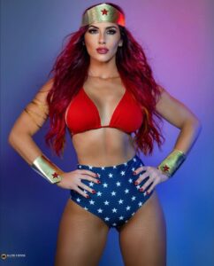 Santana Garrett Instagram - Wishing everyone a WONDERful Sunday! ✨🧨😉 #Wonderwoman #sundayfunday #costume #halloween #goodvibes #weekendvibes #cosplay