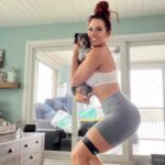 Santana Garrett Instagram – No gym, no problem. No weights, no problem.
Grab a gallon of water, canned goods, books, a MINI DACHSHUND.. π
Get up, move your body, & MAKEπITπHAPPEN! (Your future self will thank you, I promise)
Something that is SUPER helpful for me is planning out my day/week..
If youβre reading thisβ¦ **COMMIT**
Whatever that looks like for you..
β
MEAL PREP
β
JOURNALING
β
WORK OUTS
Commit to SHOWING UP for YOU! ππͺ
βΌοΈYOUR TURNβΌοΈ
What else you can YOU do for YOU to make it a more successful week and get your closer to your goals? β¬οΈβ¬οΈβ¬οΈ
#health #fitness #fitnessmotivation #inspire #weightloss #dog #fitnessjourney #imback #letsgo #ig #reels
