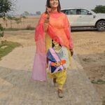 Sapna Choudhary Instagram – दारू का आदी लागे 🤪

#sapnachaudhary #desiqueen #thankgodforeverything