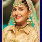 Sapna Choudhary Instagram - 🔥Gangu Ki Jalebi 🔥 now play on #sagamusicharyanvi Tv channel @officialjiotv @itssapnachoudhary @shubhmalik_ @ruchikajangid @rk_crew_real @gauravjaat07 @teamsandy77 @sumeetsinghm @b_paras_official @sagamusicharyanvi @unisysinfosolutions #SagaMusic #Sagahits #Unisys #sumeetsingh
