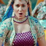 Sapna Choudhary Instagram - Listen to the new song ‘Ghum Ghum’ by @itssapnachoudhary on Gaana, ad-free! ✨ Link in story! #gaana #bassbajnachahiyegaana #sapnachaudhary #haryanvimusic #gaanaoftheday #newsong