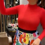 Sapna Choudhary Instagram - फेर इसका दादा देखे 🤨 @aman_jaji @directorsahilsandhu @rakesh_majreya_official @desigeet99 @reels.doorproduction09 @its_rajmawar #sapnachaudhary #desiqueen #thankgodforeverything