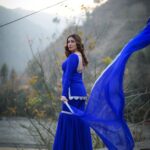 Sapna Choudhary Instagram - Desi वातावरण🦋 Suit by @ratnavati_collection09 #sapnachaudhary #desiqueen #suitlover #blue #positivevibes #thankgodforeverything