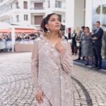 Sapna Choudhary Instagram – Nothing to say, just had the best time in france 🤍 
Still can’t get enough of the memories and the magic it holds!

Wearing @bharti_aashna_official 
Mua : @achal_the_creative_artist 

#sapnachoudhary #thankgodforeverything
