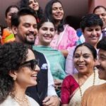 Sapna Choudhary Instagram – सही समय था ये ही समय था 🙏🏻
भारत की नई संसद में पहले ही दिन जाने का सौभाग्य प्राप्त हुआ और @narendramodi जी की सरकार ने संसद और विधानसभाओं में महिलाओं के लिए 33% आरक्षण विधेयक को ला कर महिला सशक्तिकरण के लिए भारत का सिर विश्व में ऊँचा किया 🙏🏻

इस ऐतिहासिक निर्णय का स्वागत करते हुए मैं सभी मातायों,बहनो की तरफ़ से आदरणीय प्रधानमंत्री श्री @narendramodi जी का हार्दिक से धन्यवाद करती हूँ।

@kanganaranaut @manojtiwari.mp @egupta @babitaphogatofficial @official.anuragthakur