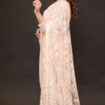 Sapna Choudhary Instagram – Music is life. That’s why our hearts have beats. 🦋

Wearing @odhniworld 

#sapnachaudhary #desiqueen #trending #positivevibes #saree #thankgodforeverything