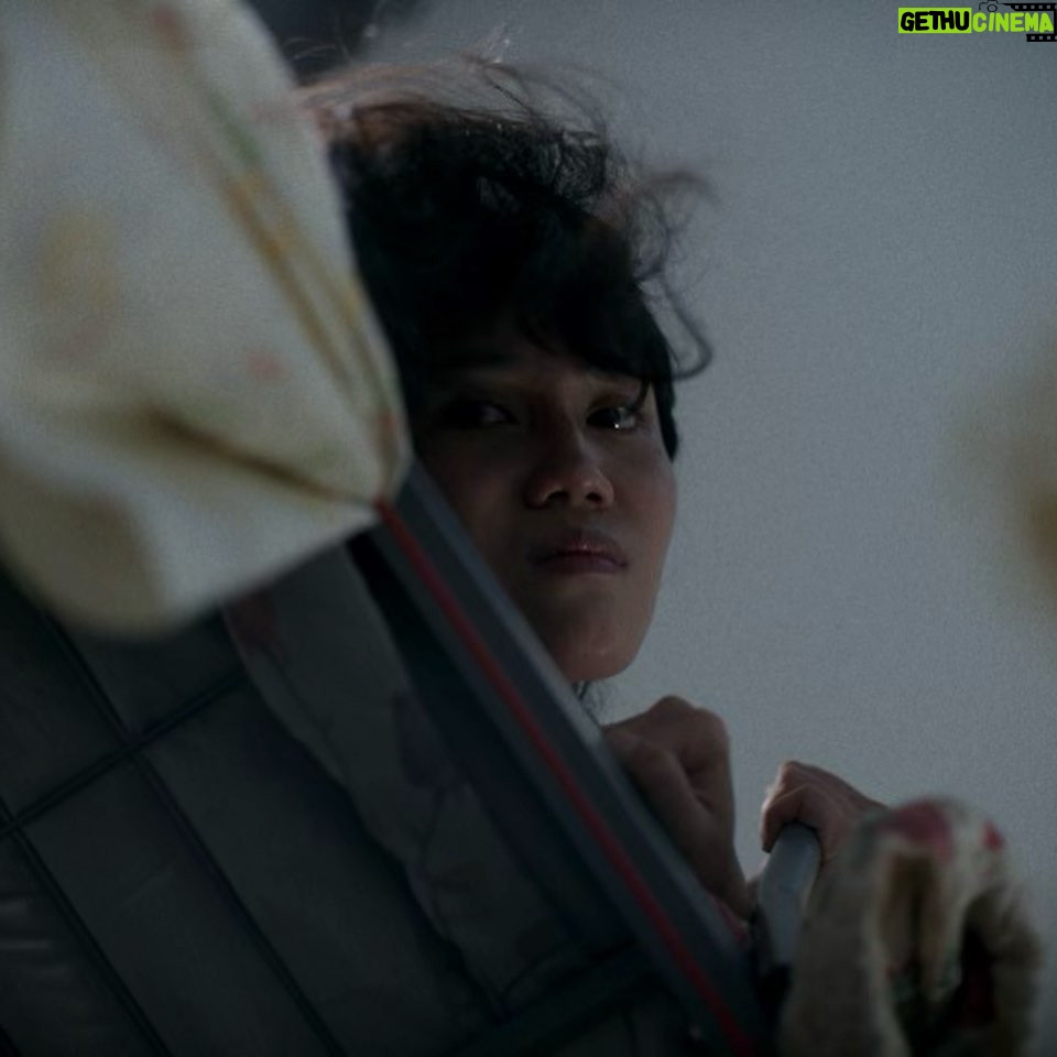 Sara Ali Instagram - Folklore 2 : Ayizah, ayizah on HBO Go. @hboasia