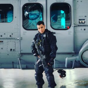 Sara Ali Instagram - Gala Night. 22.08.22. See you. 

📸: @tianchad & @gscinemas 

#AirForceTheMovie
#SelagiBernyawa