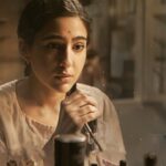 Sara Ali Khan Instagram - Desh ki kahaani, Usha ki zubaani World Radio Day par! #AeWatanMereWatanOnPrime, Mar 21 only on @primevideoin