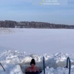 Sara Parikka Instagram - ✨ muista hengittää, nappaa mukaan avantotossut & hanskat, pipo päähän, 30sek riittää ja hermosto kiittää