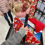 Sara Parikka Instagram – mainos @ksupermarketketju ✨❤️ Tänään oli odotettu päivä kun käytiin koko perheen voimin hakemassa joulukalenterit K-Supermarketista 😍 valikoimaa oli sen verran paljon, että onneksi meillä ei ollut mikään kiire 😁 Lapset hihkui onneissaan ja vertaili innoissaan mikä olisi paras kalenteri tänä vuonna 🥰 Kurkkaa kuvasta 4☝🏼 mihin meillä päädyttiin ja stooreista mitä me Mikon kanssa valkattiin. Nyt pitää vielä jaksaa odotella joulukuun ekaa päivää 👏🏼✨❤️
Joko teiltä löytyy joulukalenterit? 🧐❤️ Kannattaa suunnata K-Supermarketiin josta löytyy joulunajan herkut ja joulukalenterit ✨🥰 #ksupermarket #tavallistaparempiruokakauppa #joulukalenteri #joulunodotus #jouluherkut