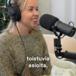 Sara Parikka Instagram - Mitkä perinteet on sulle tärkeitä? ❤️ Heiiii nyt kannattaa napata @podimo_fi kokeiluun, koska sieltä saa 60pv ilmaista kuunteluaikaa✨😍 mukavasti sujuu joulun valmistelut, kun voi samalla kuunnella podeja tai äänikirjoja 🥰 biosta löytyy linkki!