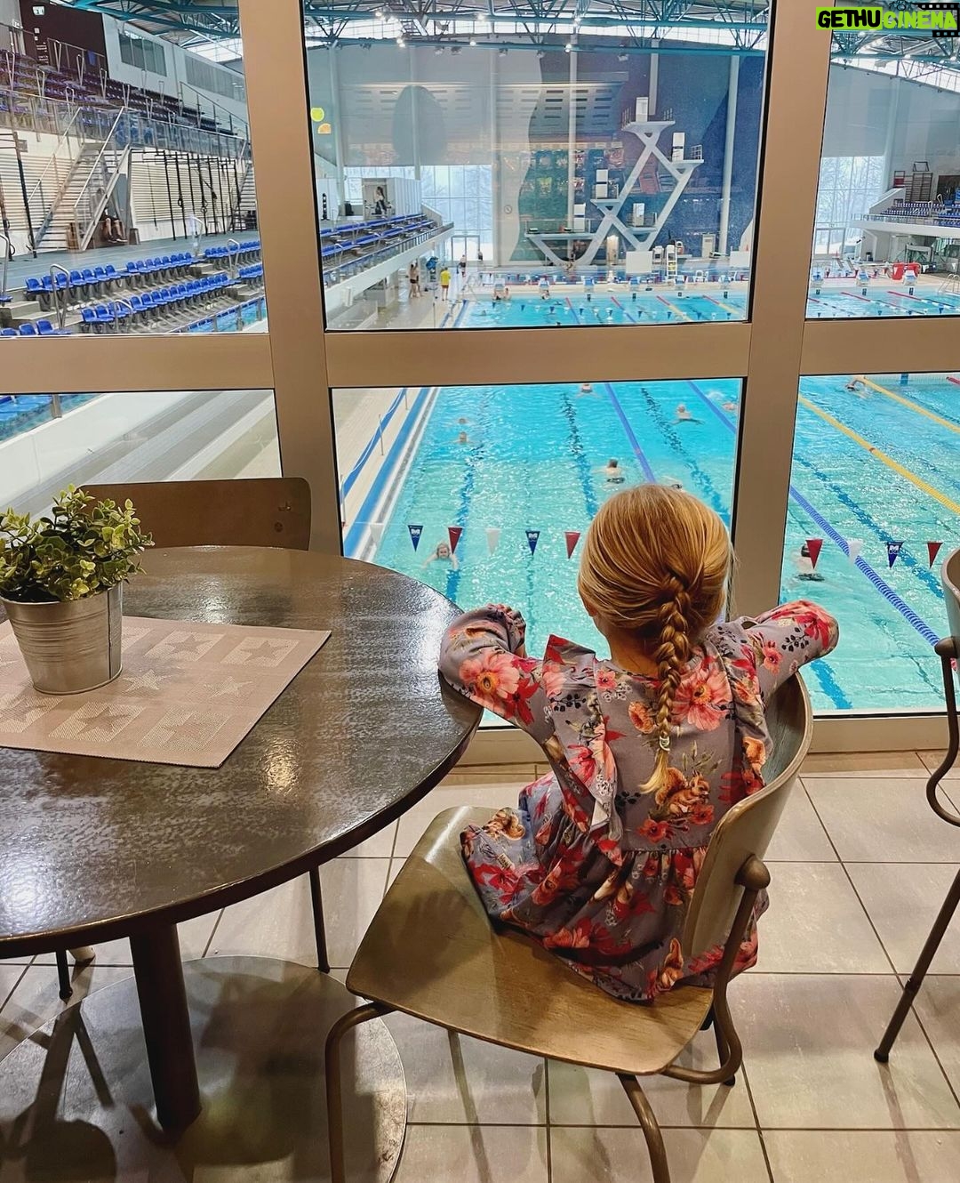 Sara Parikka Instagram - tämän vuoden eka arkiviikko paketissa ☝🏼10 kuvaa viikolta 🥰