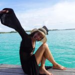 Sara Sampaio Instagram - Another day in paradise 🥹 The St. Regis Bora Bora Resort