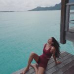 Sara Sampaio Instagram - Last one of the year. So much to be grateful this year🥹 can’t wait for what 2024 has in store. @alo The St. Regis Bora Bora Resort