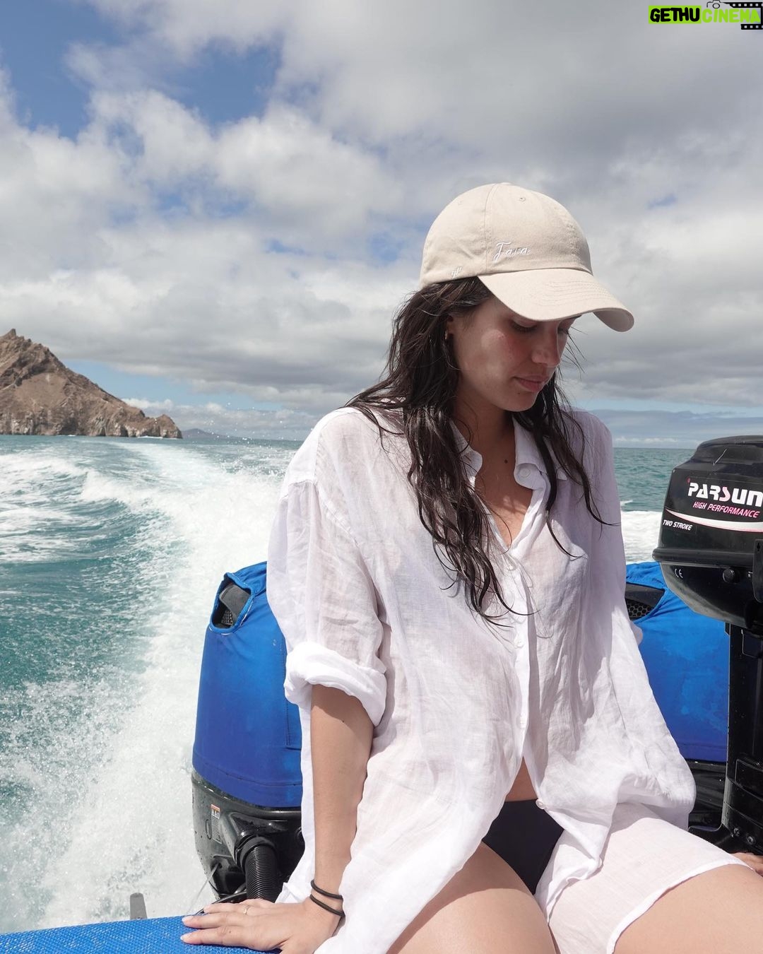 Sara Sampaio Instagram - Magical 馃ス San Crist贸bal, Galapagos, Ecuador