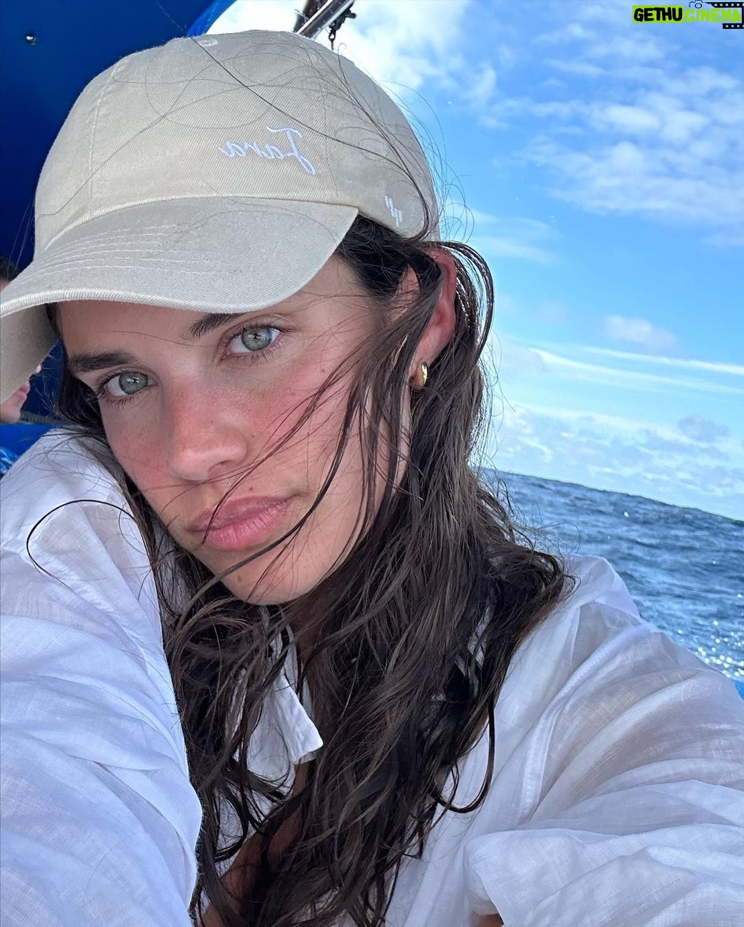 Sara Sampaio Instagram - Magical 馃ス San Crist贸bal, Galapagos, Ecuador