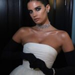 Sara Sampaio Instagram - Ready for the @britishfashioncouncil awards. Wearing @richardquinn and @swarovski styled by @aryehlappin @smartwater @the22.london The Twenty Two