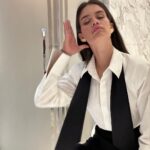 Sara Sampaio Instagram - Weekend in Dubai with @carolinaherrera @wesgordon