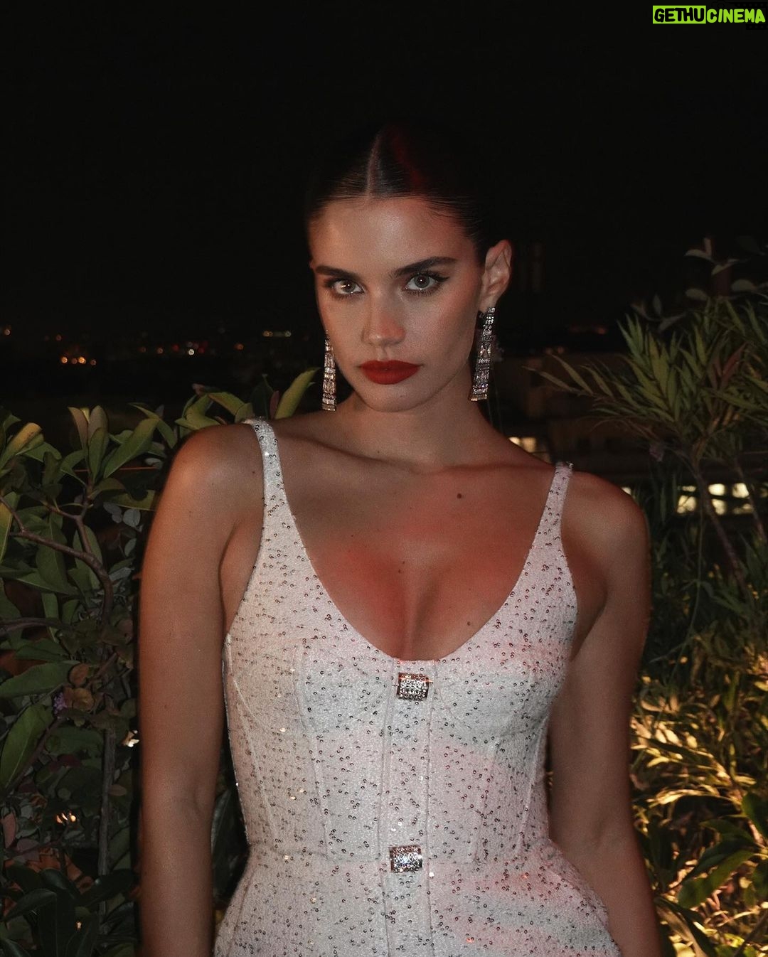 Sara Sampaio Instagram - Always in love with @messika Jewerly! Thank you so much for having me at your show. 💎💎 @lurveconsulting Paris, France