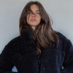 Sara Sampaio Instagram - Everything I own is covered in dog hair and this @alo jacket is no exception 😅