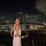 Sara Sampaio Instagram - Still thinking about this view 🥹 @33seaportnyc 33 Seaport Hotel